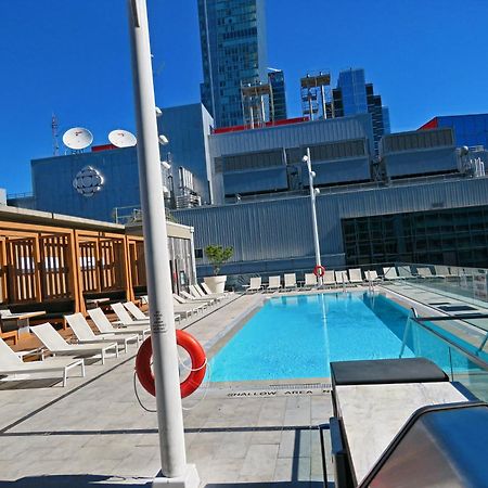 Upscale Suite At Cn Tower, Metro Convention & Rogers Centre تورونتو المظهر الخارجي الصورة